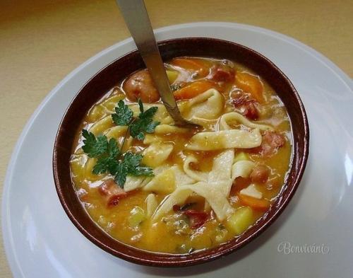 Фасолевый суп с домашней лапшой. 06 Фасолевый суп с домашней лапшой. 06