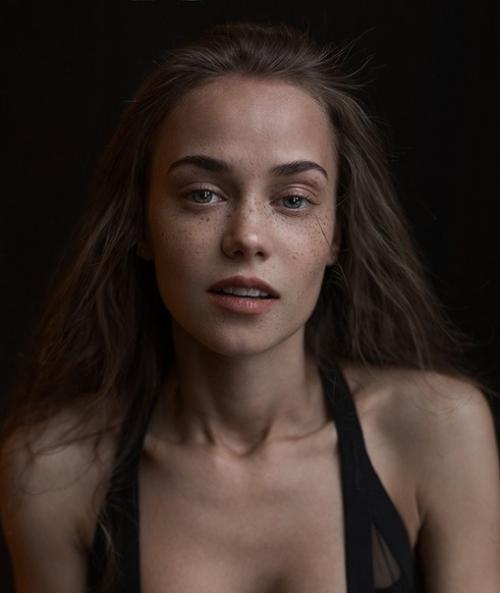 Новая девушка Гарика харламова точная копия Кристины асмус. 03