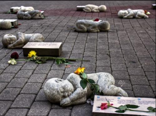 Памятник не рожденным детям.