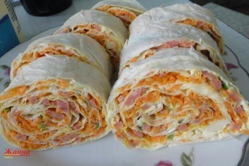 Горячие бутерброды в лаваше.