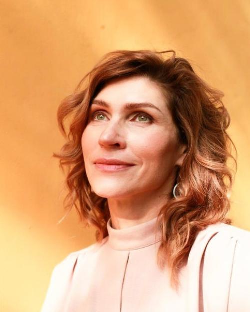 Актриса Светлана камынина.