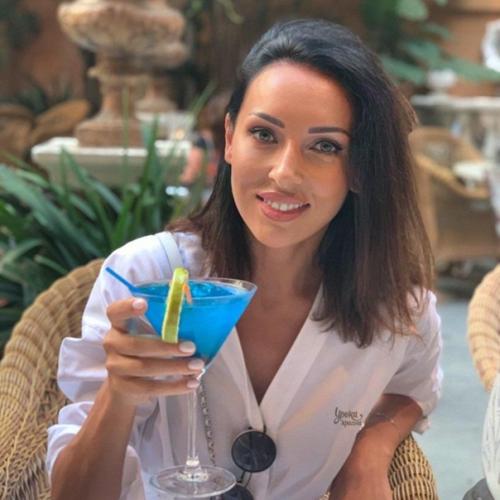 Алсу сменила оттенок волос! 06