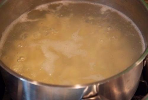 Сливочный суп с фрикадельками. 01