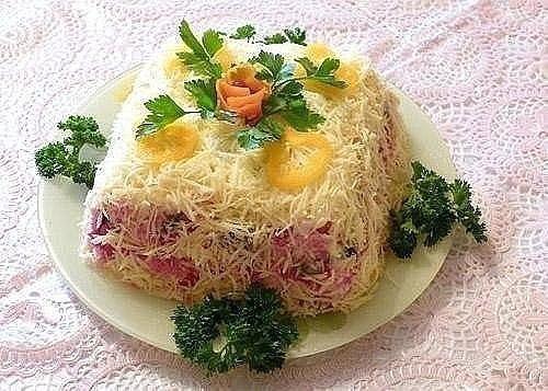 12 рецептов красивых салатов.

