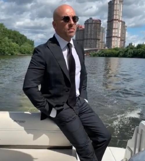 Дмитрий нагиев ищет себе венеролога. 02 Дмитрий нагиев ищет себе венеролога. 02