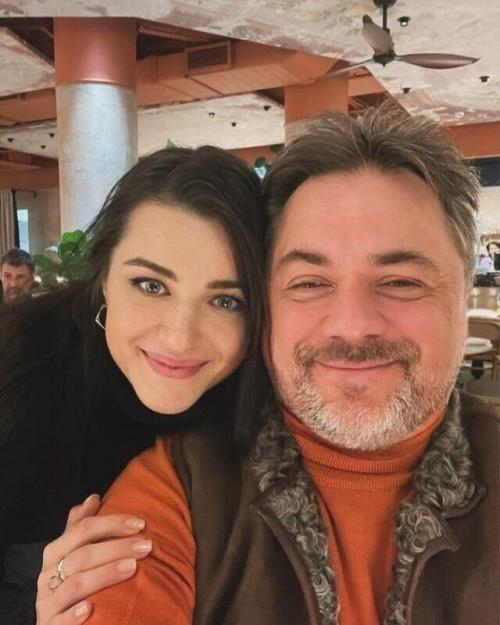 Анастасия сиваева вновь появилась в образе Даши после тяжелого развода. 02