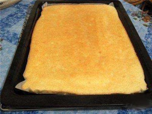 Этот рулет моим любимым рецептом стал! 05