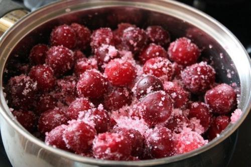 Вишневый пирог из творожного теста. 03