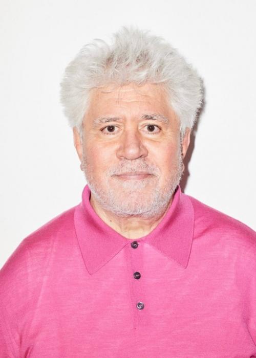 Талантливые испанские мужчины в розовом и в Bottega Veneta. 01