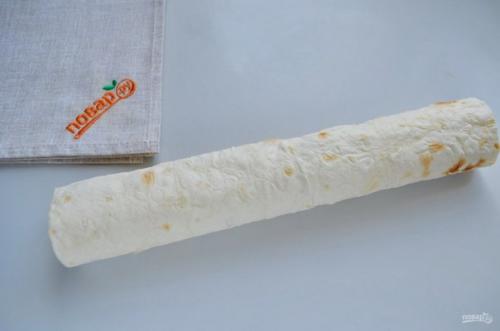 Крабовый салат в лаваше. 05