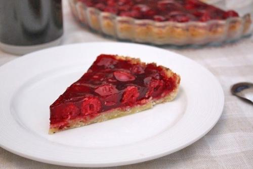 Вишневый пирог из творожного теста.