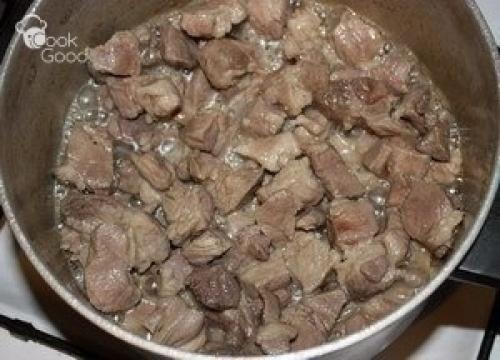 Мясо, тушеное с шампиньонами и сладким перцем. 02 Мясо, тушеное с шампиньонами и сладким перцем. 02