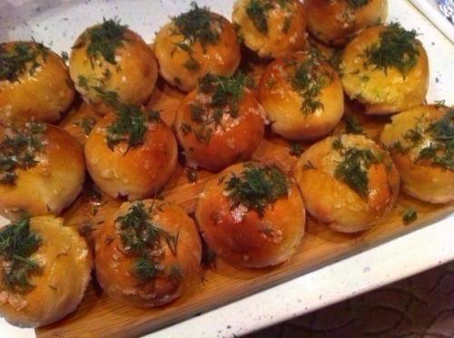 Вкуснейшие пампушки к украинскому борщу. Вкуснейшие пампушки к украинскому борщу.