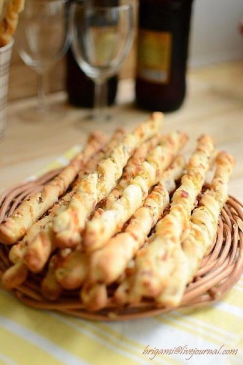 Хлебные палочки к пиву. Хлебные палочки к пиву.