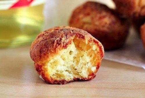 Мини - булочки с сыром и чесноком. Мини - булочки с сыром и чесноком.