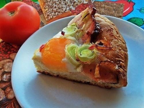 Глазунья в лепёшке.  Ингредиенты: 06