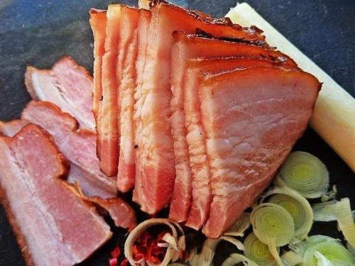 Глазунья в лепёшке.  Ингредиенты: 02