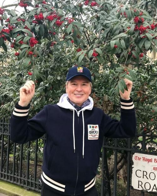 Александр Малинин с женой на одно лицо после пластики. 02