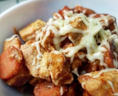 Куриное Филе с сыром в томатном соусе. Куриное Филе с сыром в томатном соусе.
