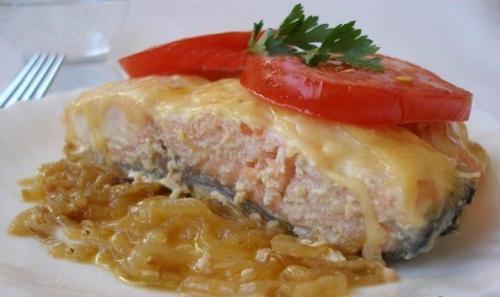 Запечённая сёмга с сыром. Запечённая сёмга с сыром.