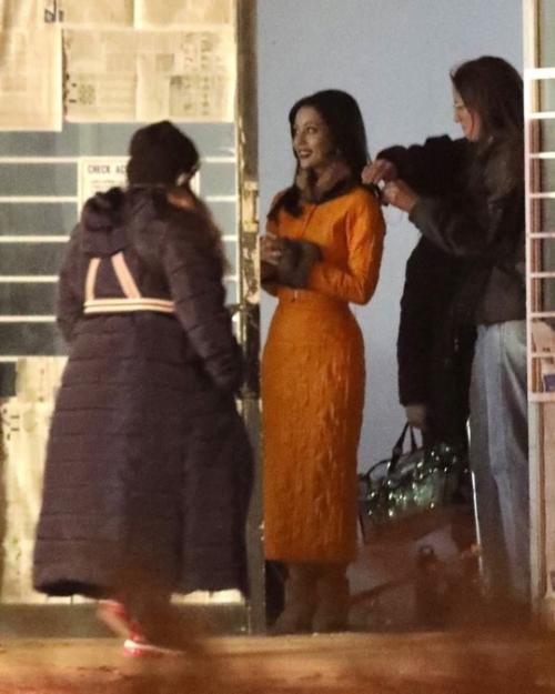 Первые кадры Алексы Деми на съемках 3-го сезона Эйфории в Лос-анджелесе. 03