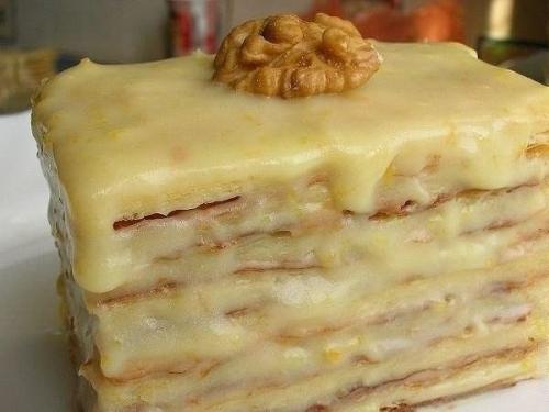 Слоеное пирожное со сгущенкой. Слоеное пирожное со сгущенкой.