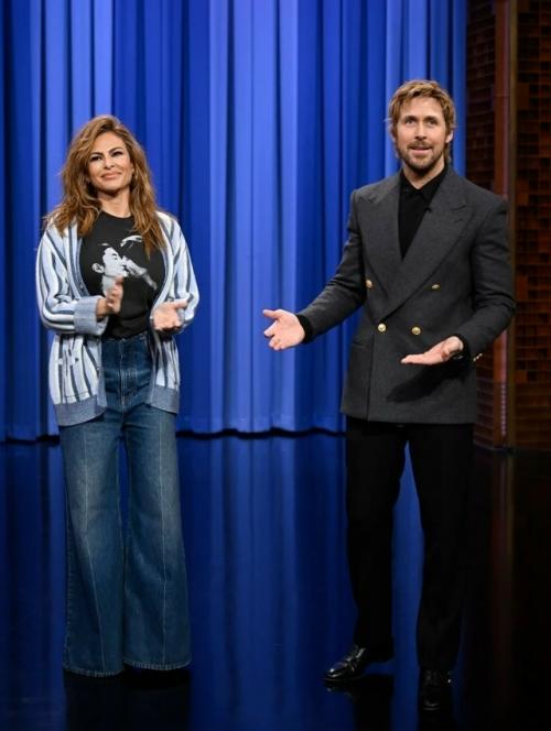 Райан гослинг и Ева мендес впервые за более чем десять лет появились вместе на публике. 01