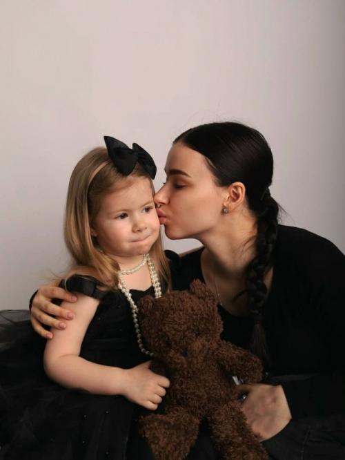 Как здорово наблюдать, как выросла Машенька - девочка Марии Ильюхиной. 

