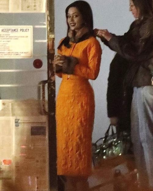 Первые кадры Алексы Деми на съемках 3-го сезона Эйфории в Лос-анджелесе. 07