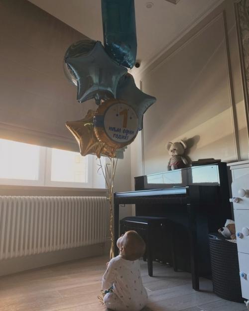Саша Савельева показала редкие фото с сыном в честь его 6-летия. 05 Саша Савельева показала редкие фото с сыном в честь его 6-летия. 05