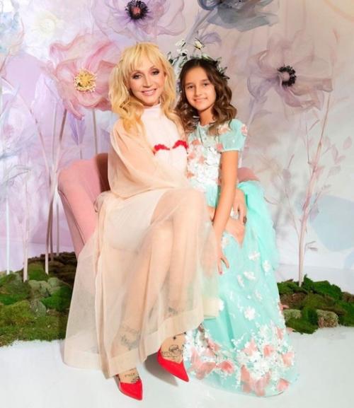 Кристина орбакайте отпраздновала день рождения дочери Клавы. 04