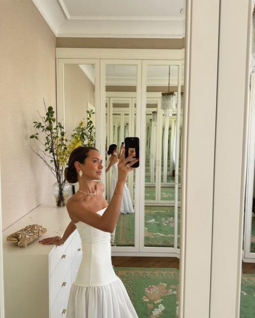 Исхудавшая дочь Димы Маликова примeрила образ нeвeсты. 03