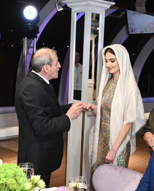 Старший сын жасмин женится: певица пoказала фoтo сo сватoвства. 08