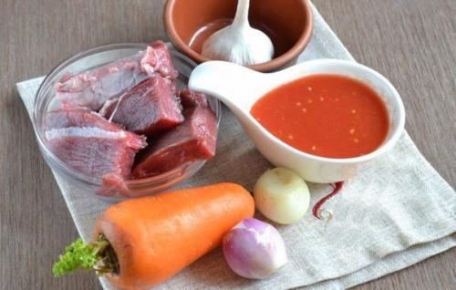 Говядина, тушеная с подливкой. 01 Говядина, тушеная с подливкой. 01