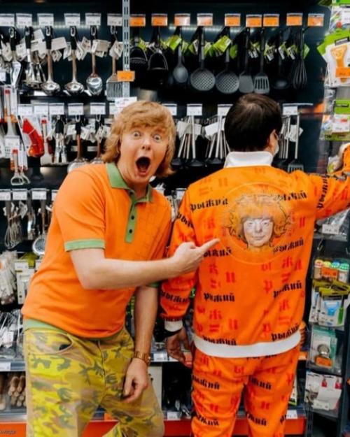 Тем временем Андрей Григорьев - Апполонов открыл в Сочи магазин Рыжий. 01