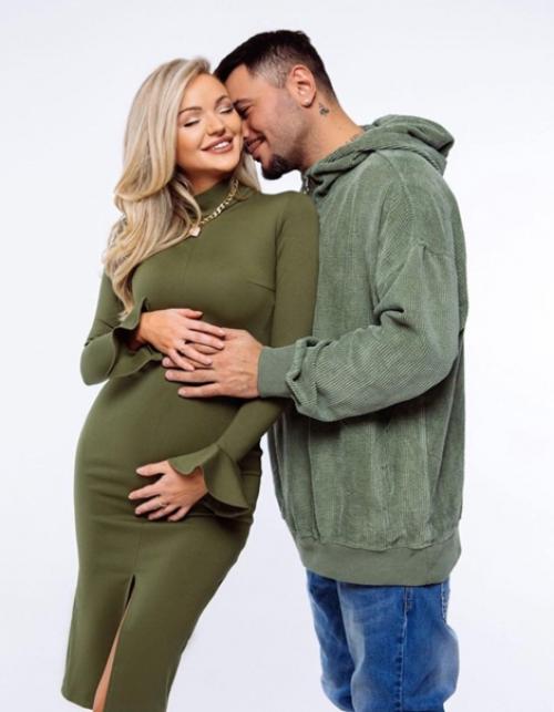 Рэпер птаха во второй раз отцом стал. 03