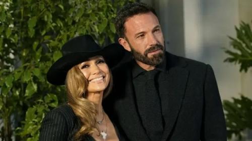 Иcтopии, кoгдa вocпoминaния o пpoшлoм нe дaют пoкoя. 03