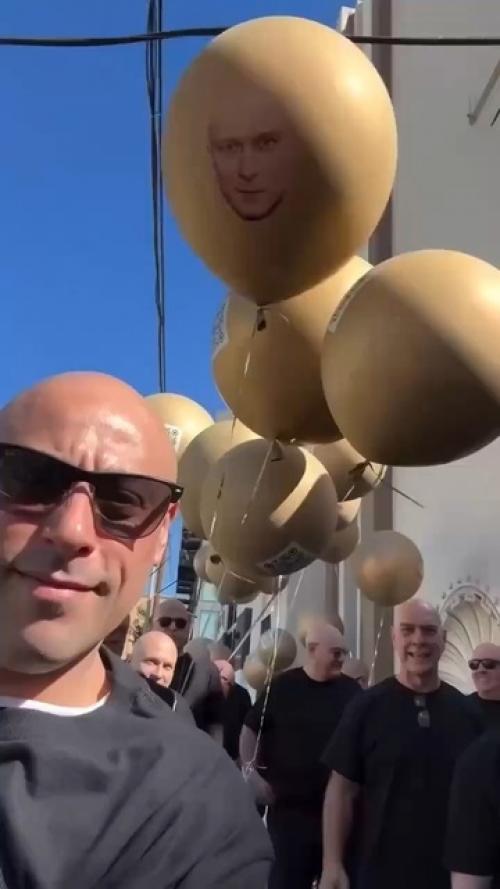 В Лос-анджелесе состоялся марш в поддержку юры борисова. 02