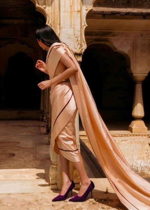 24-Летняя принцесса гаурави кумари из Джайпура стала новым амбассадором бренда Jimmy Choo. 02