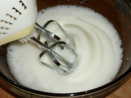 Белковые корзиночки с творожным кремом. 01 Белковые корзиночки с творожным кремом. 01