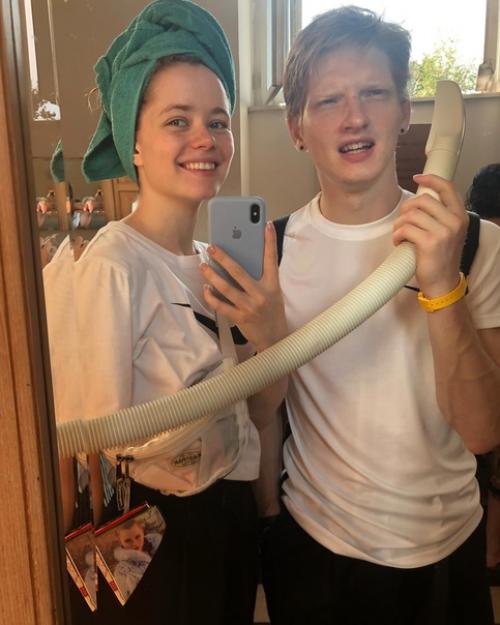 Звeзда фильма По Щучьeму Вeлeнию мила Ершова и Святослав рогожан сыграли свадьбу. 01