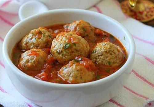 Тефтели. Ингредиенты: - 400 гр мясного фарша (я брала куриный). Тефтели. Ингредиенты: - 400 гр мясного фарша (я брала куриный).