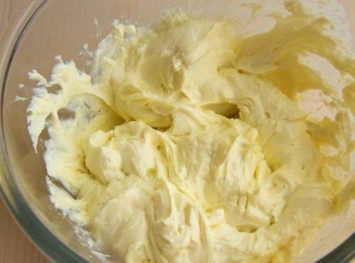 Десерт без выпечки творожный домик. 03