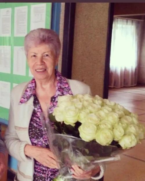 90-Летний энергичный папа и 84-летняя скромная седовласая учительница начальных классов - вот кто подарил нам Леонида агутина! 02