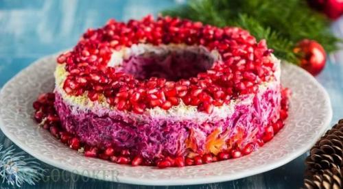Гранатовый браслет с курицей. Гранатовый браслет с курицей.