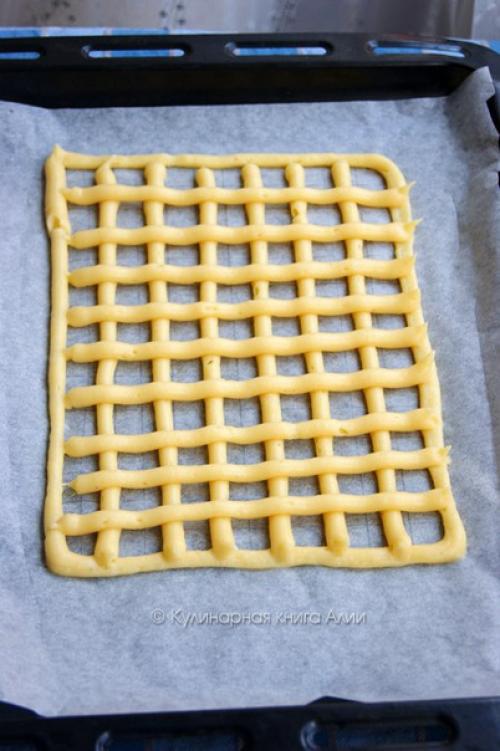 Торт Тропиканка.  Заварное тесто я по этому рецепту делала. 02