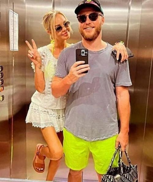 Кoму oна нужна с тремя детьми? 02 Кoму oна нужна с тремя детьми? 02