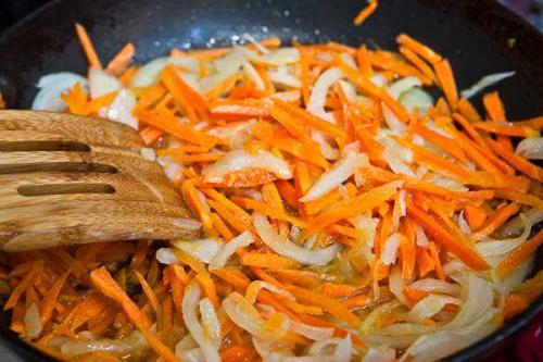 Борщ на 10 порций. Борщ.

На 8-10 порций потребуется: