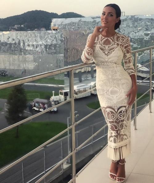 Красавица алсу выглядит прекрасно. 02