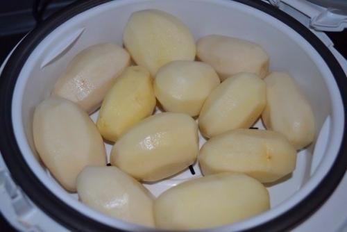 Картофель, фаршированный копченой курицей и овощами под сыром. 05 Картофель, фаршированный копченой курицей и овощами под сыром. 05